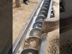 カスタマイズ可能なスクリューオーガーコンベア U字型スクリューオーガーコンベア 耐熱傾斜おがくずスモール